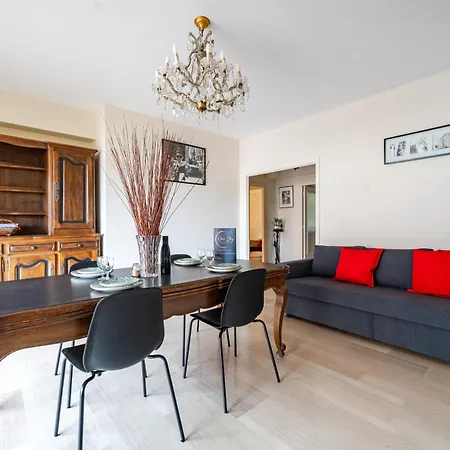 Grand 3 Pieces Calme - - Garage Daire Nice