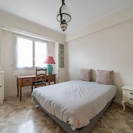 Apartment Grand 3 Pieces Calme - - Garage Nice