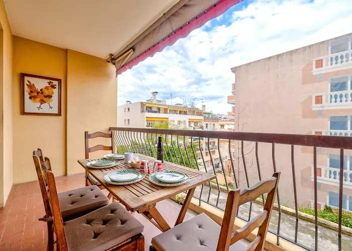Grand 3 Pieces Calme - - Garage Appartement